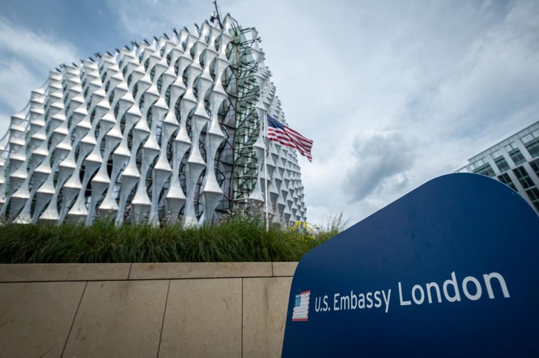 US Embassy London where EB5 visa interviews and all US immigrant visa applications for UK applicants are processed. Our EB-5 lawyers in London prepare clients for interview and de-brief them.