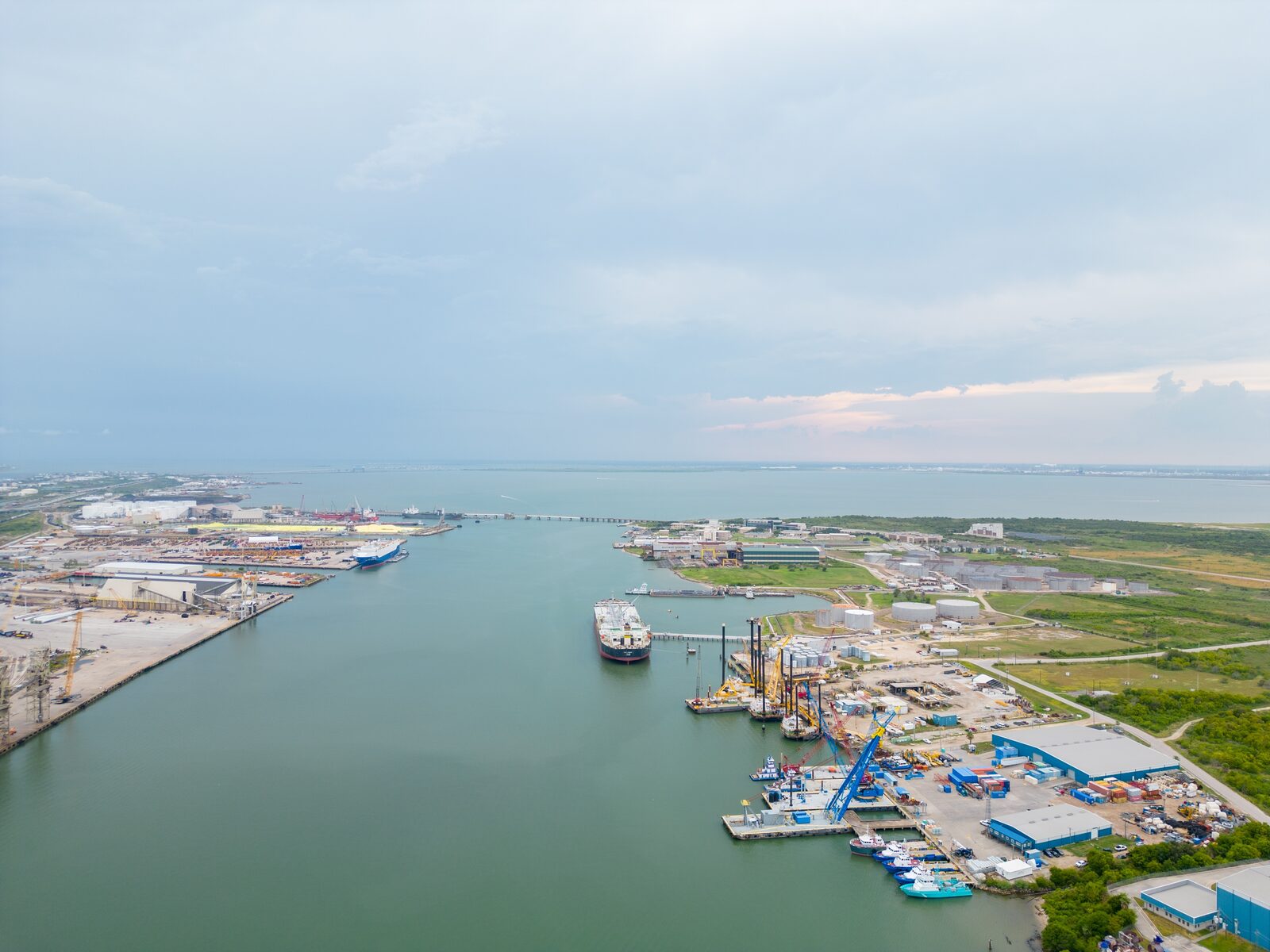 Aerial view of the Port of Galveston, Texas, where a Thai E-2 investor opened a U.S. frozen storage facility