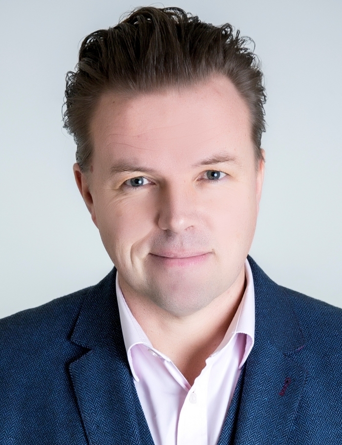 Alex Jovy - Davies & Associates US Immigration lawyers