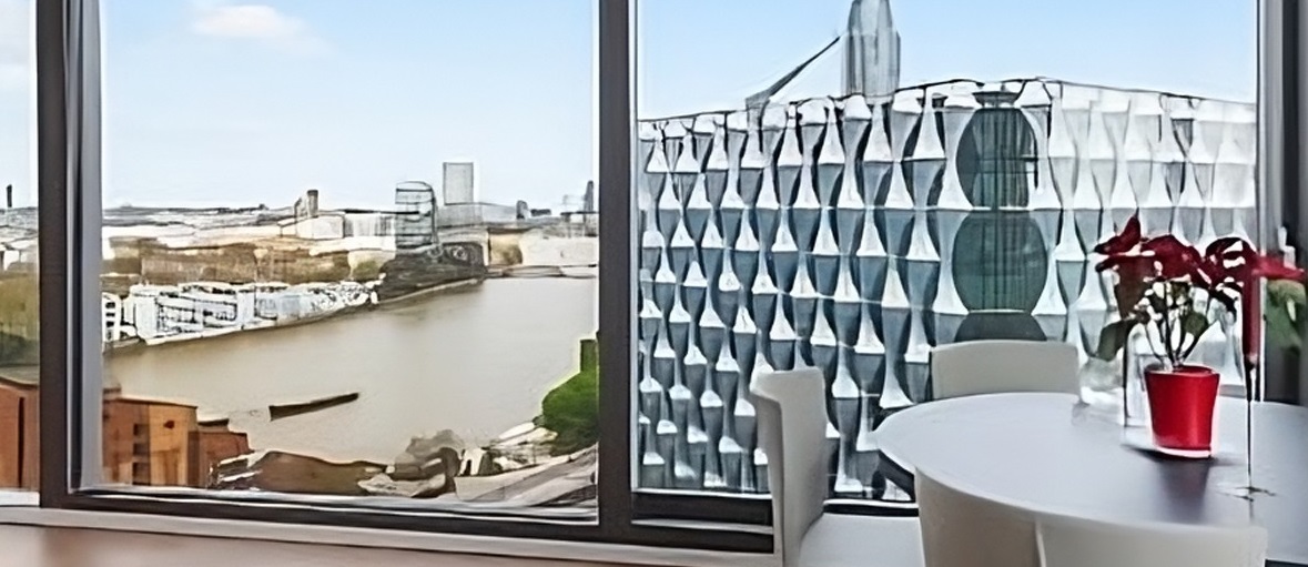 Davies & Associates E2 treaty investor visa lawyer in London provide interview preparation opposite the US consulate in nine elms, London.  Lond-based lawyers also debrief after E2 visa interviews.